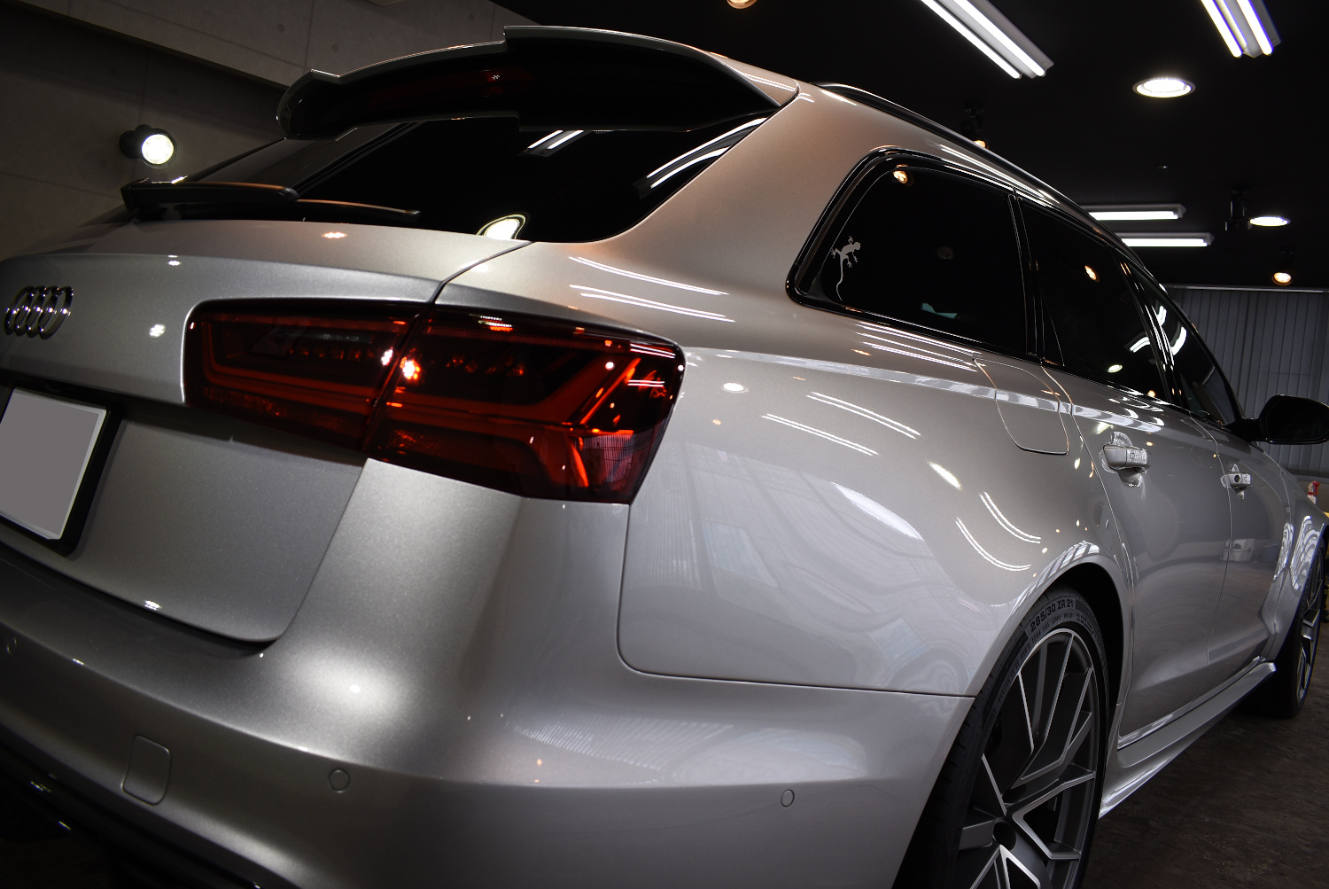 audirs6_202109_03.jpg