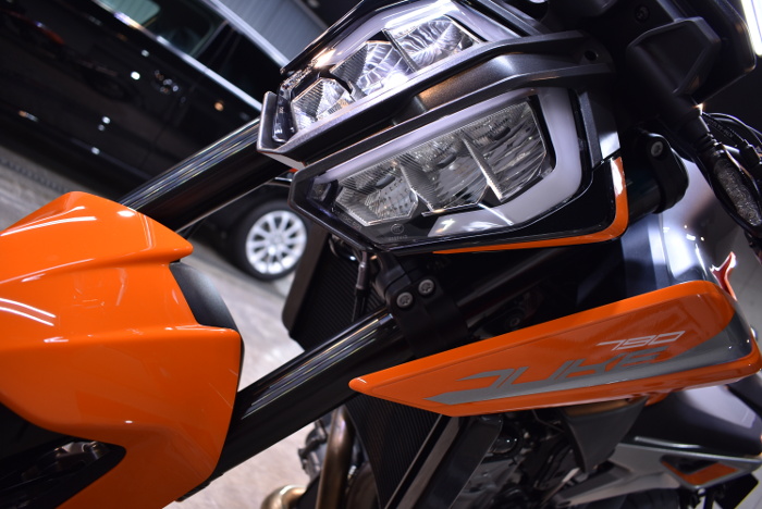 ktm790duke_201808_02.jpg