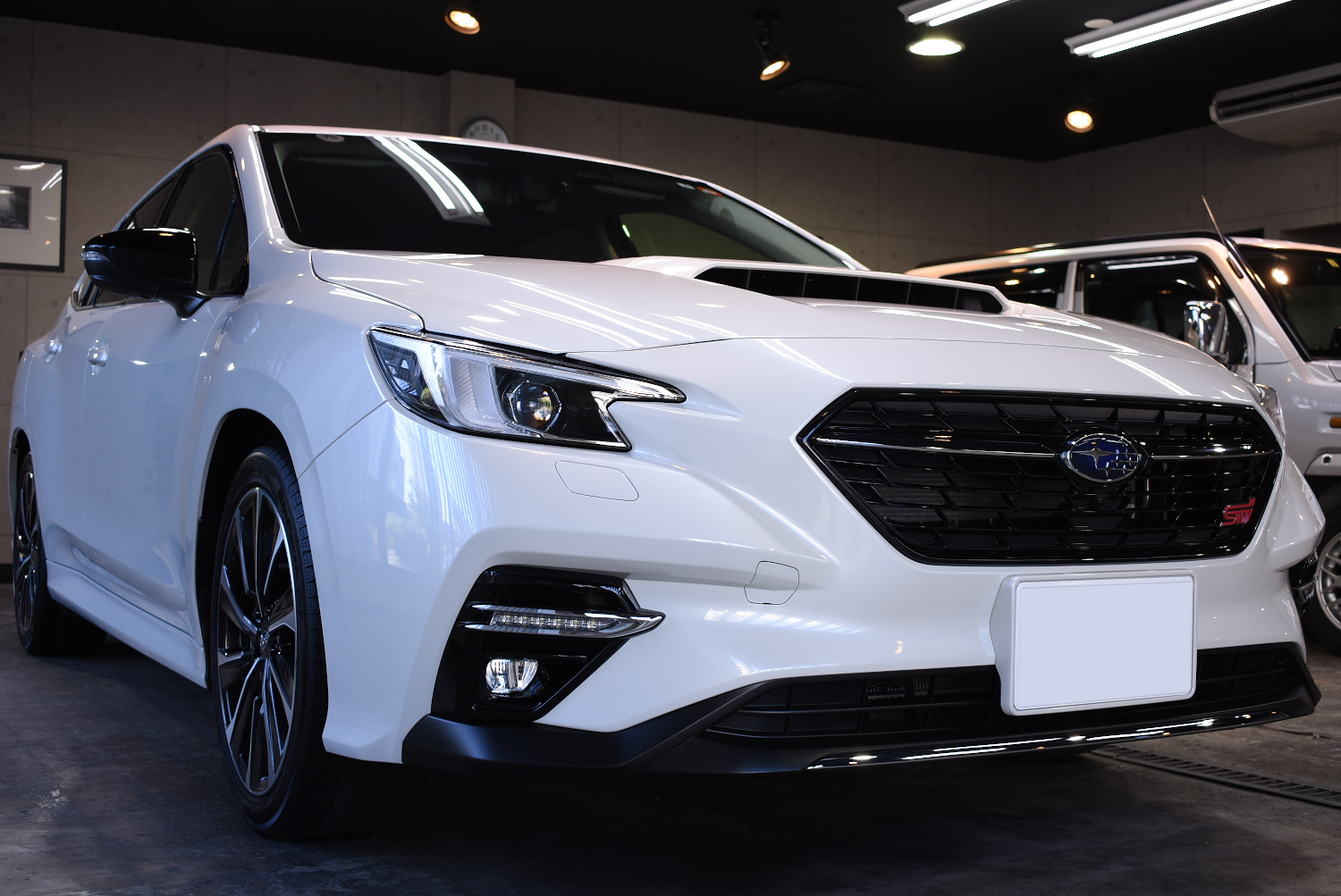 levorg_202110_01.jpg