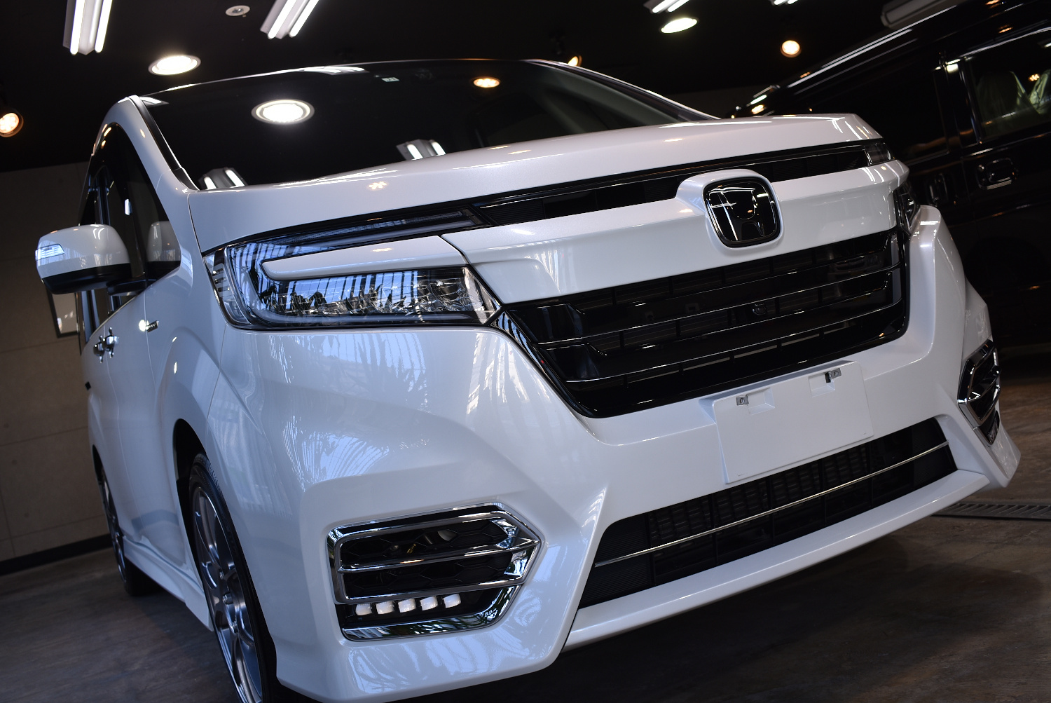 stepwagon_201911_01.jpg