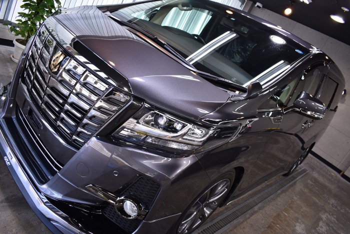 toyotaalphard_201811_01.jpg