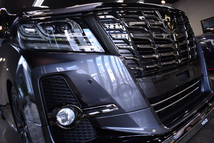 toyotaalphard_201811_08.jpg