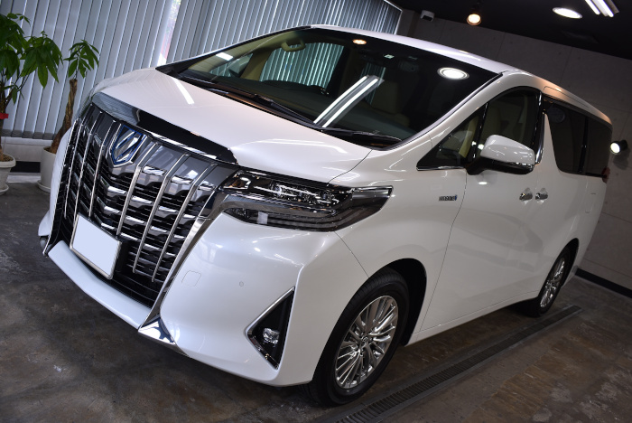toyotaalphard_201905_02.jpg