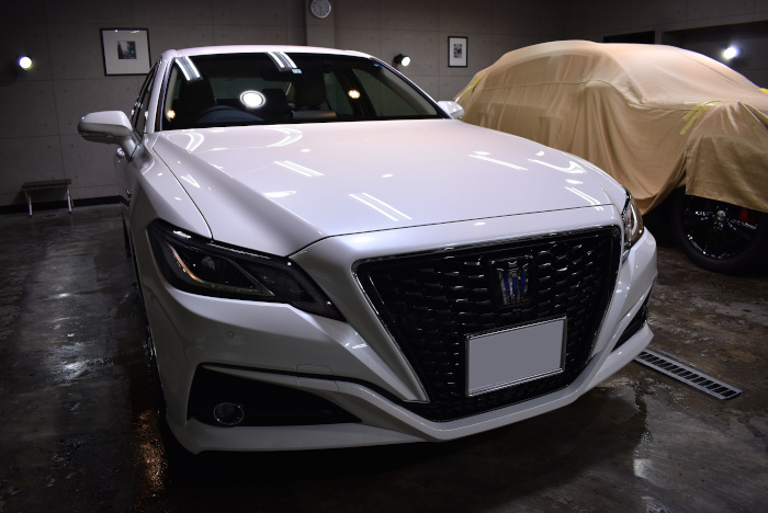 toyotacrown_201811_09.jpg